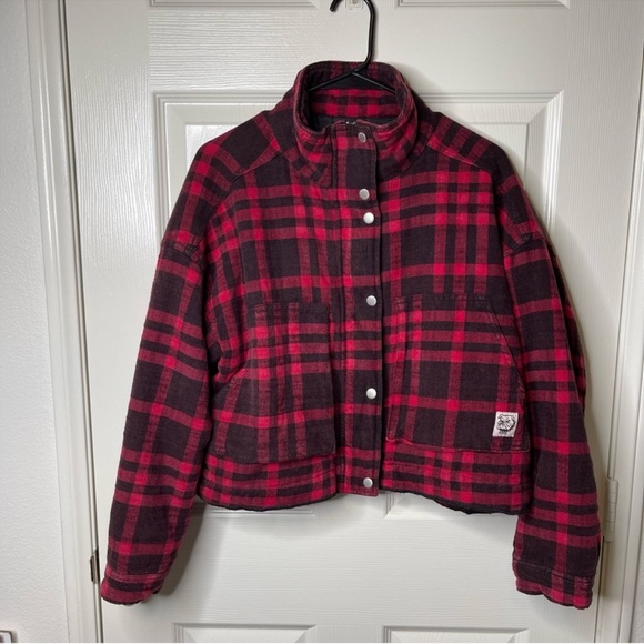 BDG Urban Outfitters Skye Plaid Shirt Jacket in Red and Black Size Medium - Picture 3 of 10